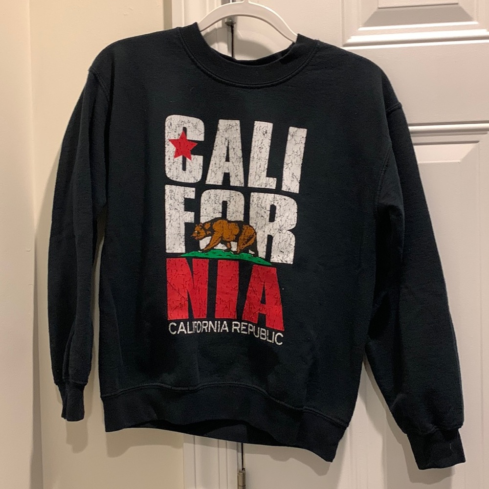 Sweatshirt